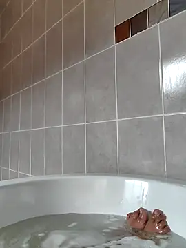 Snapshot of Cianda24 chatting on 11.01.25 Cianda24 online show from 11.01.25