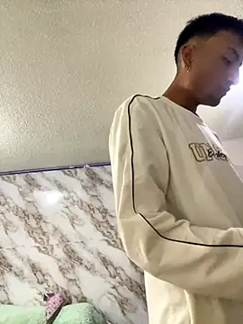 Purple delicious online show from 09.22.25