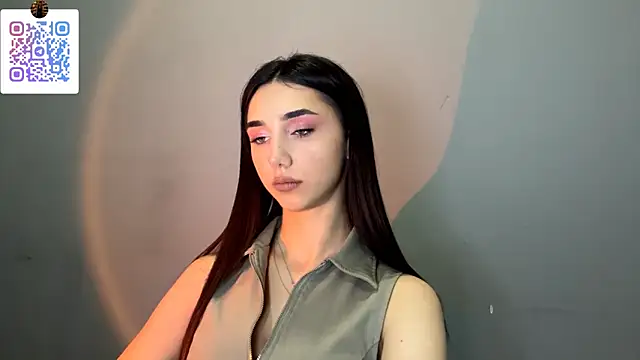 LinaMour online show from 02.14.26