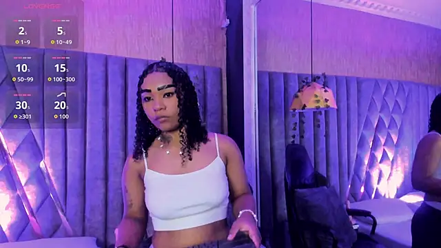 SkylerBloomm online show from 03.22.26