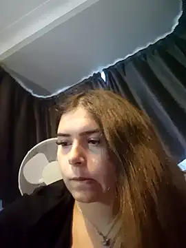 KatieLace online show from 09.17.25
