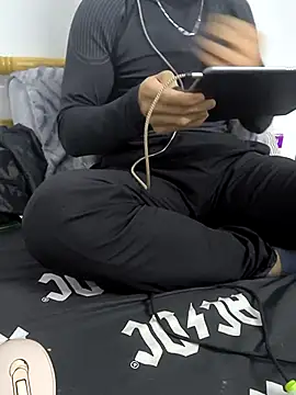 yazinyazin1 online show from 12.02.25