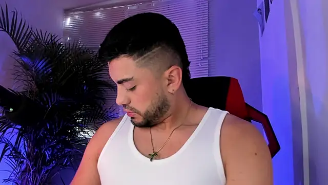 Alexander Diiaz online show from 09.17.25