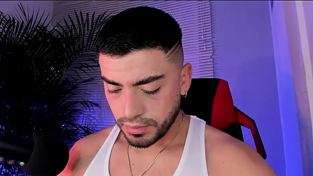 Alexander Diiaz online show from 10.06.25