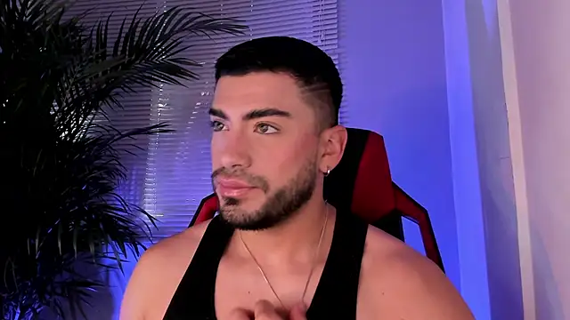 Alexander Diiaz online show from 10.10.25