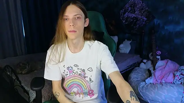 Snapshot of artass2 chatting on 02.19.26 artass2 online show from 02.19.26