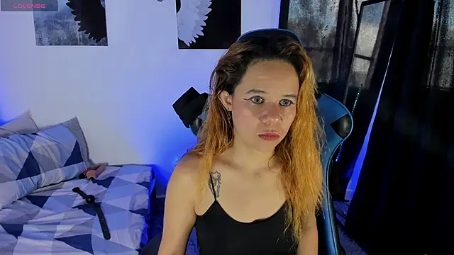 agatha walter  online show from 10.22.25