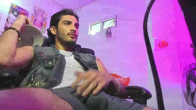 LovexJuxn  online show from 10.30.25