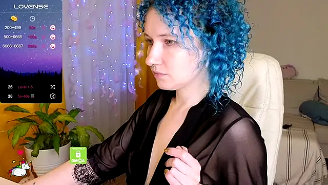 Snapshot of Kitty_Kisss chatting on 09.19.25 Kitty Kisss online show from 09.19.25