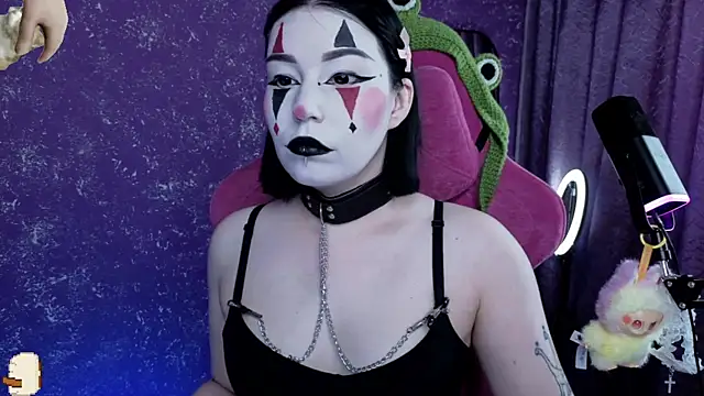 Snapshot of MargarettRose chatting on 07.15.26 MargarettRose online show from 07.15.26