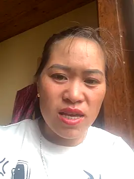 tuyetnhi-00 online show from 09.10.25