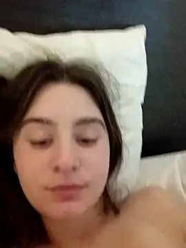 freakylittlebitch69 online show from 09.26.25