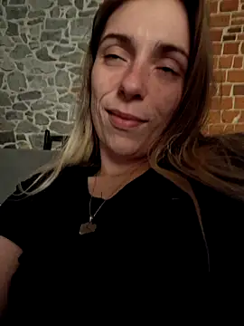 Snapshot of SexyAlya chatting on 11.08.25 SexyAlya online show from 11.08.25