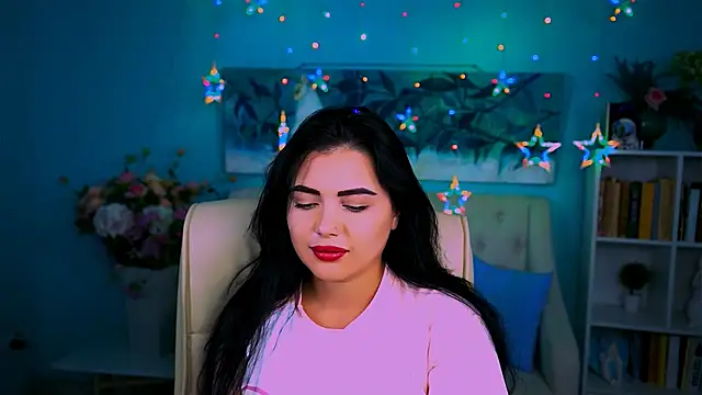 NaomiWilsons online show from 10.27.25