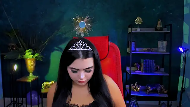 NaomiWilsons online show from 11.06.25