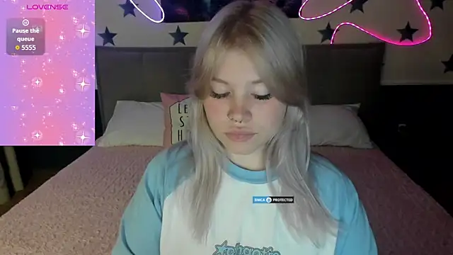 Diana Dream online show from 11.04.25