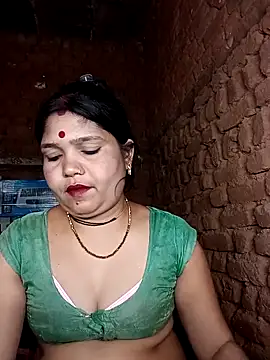 Priya tyagi online show from 09.20.25