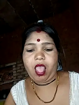 Priya tyagi online show from 09.21.25