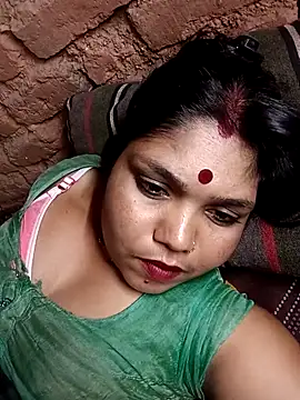 Priya tyagi online show from 09.22.25