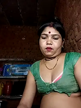 Priya tyagi online show from 09.22.25