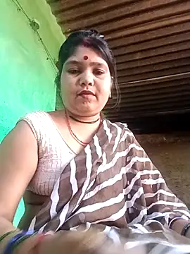 Priya tyagi online show from 09.24.25