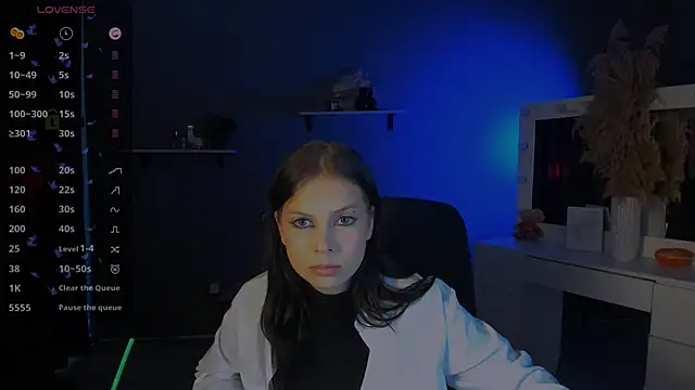 renata sweety online show from 09.14.25