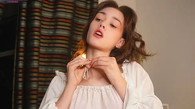 ttragedienne online show from 11.17.25