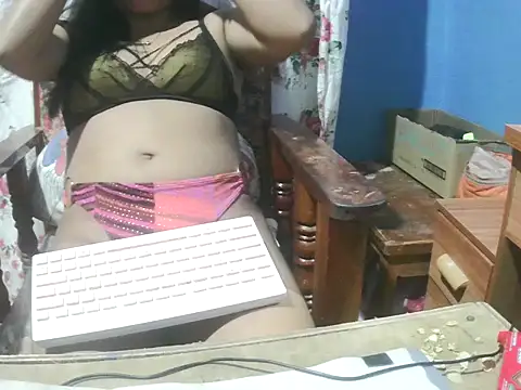 Snapshot of Squirter_Pussy89 chatting on 11.03.25 Squirter Pussy89 online show from 11.03.25