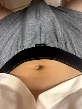 Snapshot of Chu7iuPi chatting on 09.27.25 Chu7iuPi online show from 09.27.25