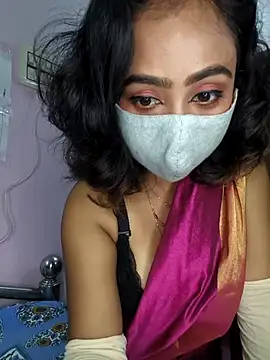 Snapshot of yours_sugar_babe chatting on 10.07.25 yours sugar babe online show from 10.07.25