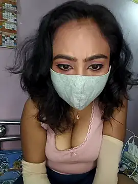 Snapshot of yours_sugar_babe chatting on 10.09.25 yours sugar babe online show from 10.09.25