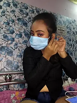 Snapshot of yours_sugar_babe chatting on 10.19.25 yours sugar babe online show from 10.19.25