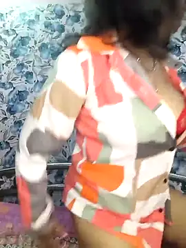 Snapshot of yours_sugar_babe chatting on 11.14.25 yours sugar babe online show from 11.14.25