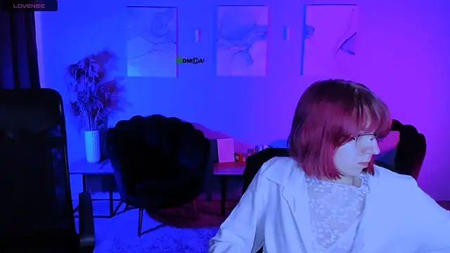 gloria bubble online show from 04.13.26