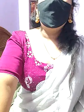 luci-queen online show from 09.26.25