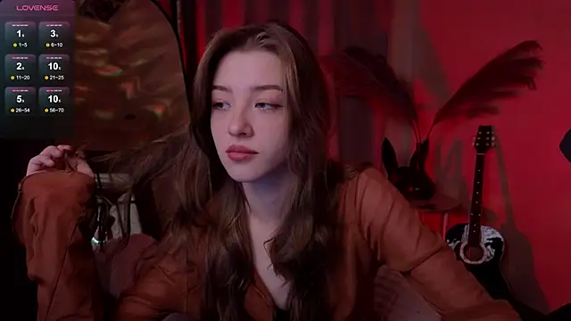 Snapshot of AstraMist chatting on 10.06.25 AstraMist online show from 10.06.25