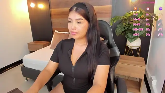 carriepink  online show from 11.05.25