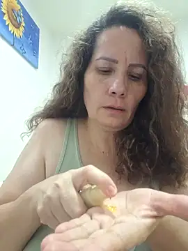 Snapshot of nohak_model chatting on 11.02.25 nohak model online show from 11.02.25