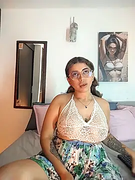 Lyra-Richter online show from 10.14.25