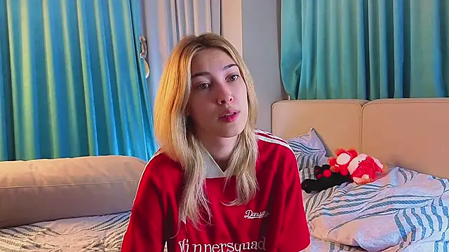 AngelicRice online show from 12.04.25