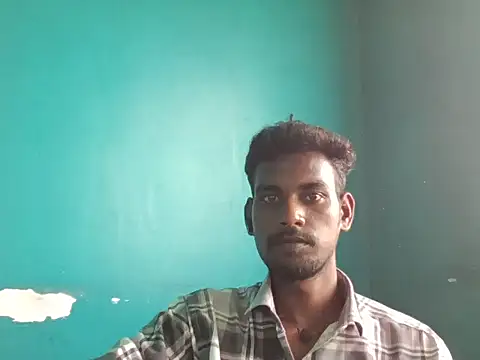 Snapshot of Tamilgud23 chatting on 09.17.25 Tamilgud23 online show from 09.17.25