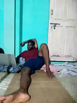 Snapshot of Tamilgud23 chatting on 09.21.25 Tamilgud23 online show from 09.21.25