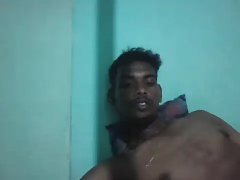 Snapshot of Tamilgud23 chatting on 10.18.25 Tamilgud23 online show from 10.18.25