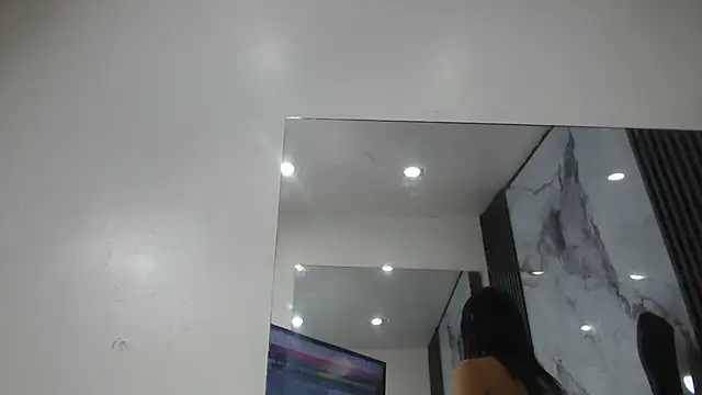 CamelyHott online show from 10.11.25