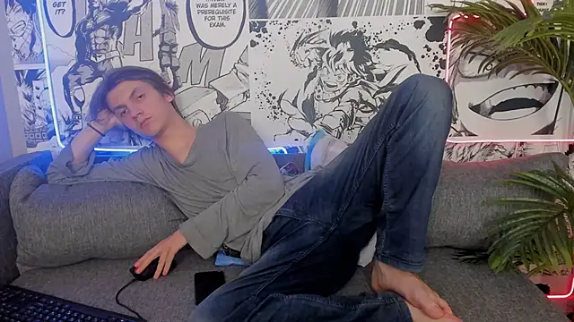 Snapshot of OttoWilliams chatting on 09.18.25 OttoWilliams online show from 09.18.25