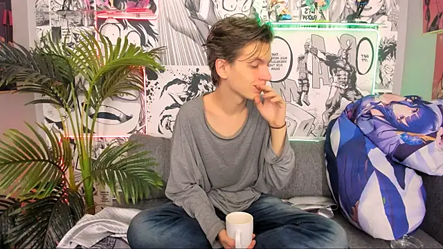 Snapshot of OttoWilliams chatting on 10.05.25 OttoWilliams online show from 10.05.25