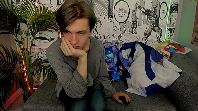 Snapshot of OttoWilliams chatting on 10.10.25 OttoWilliams online show from 10.10.25