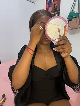 zaracollins01 online show from 02.17.26