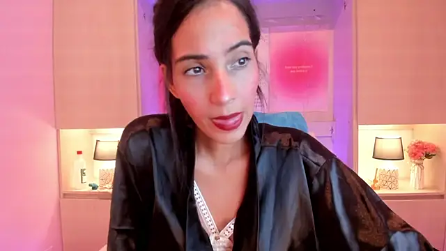 Snapshot of LexxaQueen chatting on 10.29.25 LexxaQueen online show from 10.29.25