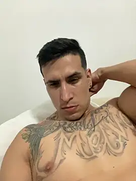 HarryDesire online show from 10.04.25